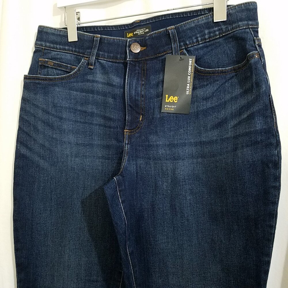 Lee Women’s Dark Wash Jeans 14M Straight Leg Mid Rise NWT!!!! - Picture 15 of 16